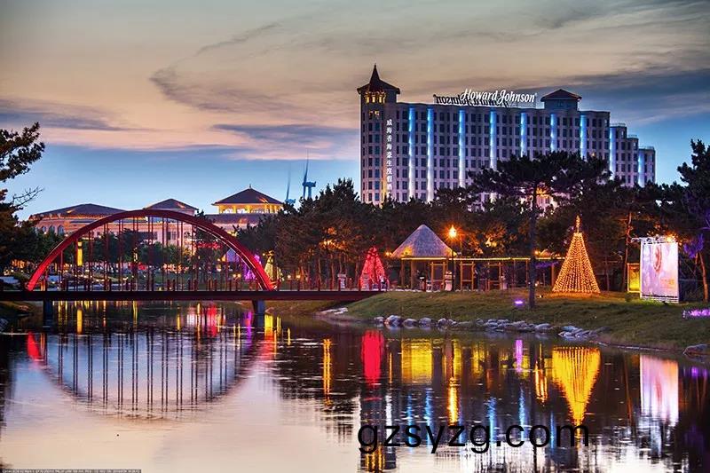 那香海(hai)景(jing)区(qu)的夜晚--流光(guang)溢(yi)彩 美轮美奂(huan)